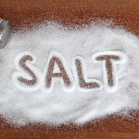 Ăn quá nhiều muối gây hại như thế nào đến cơ thể bạn?