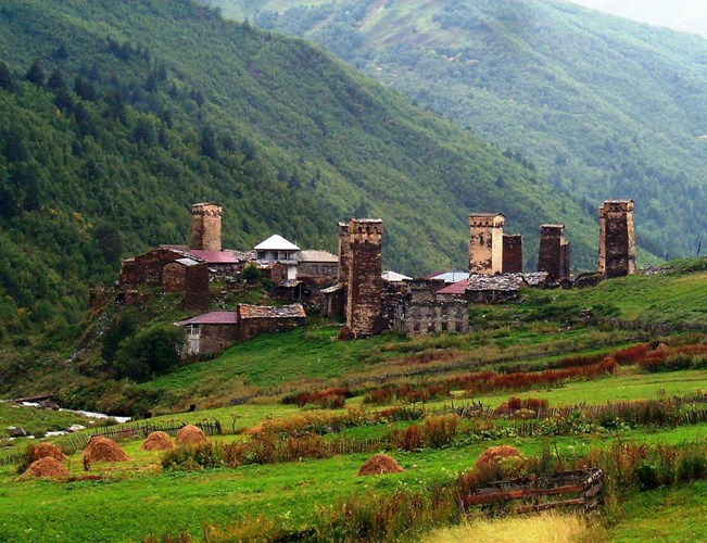 Cảnh quan vùng thượng Svaneti
