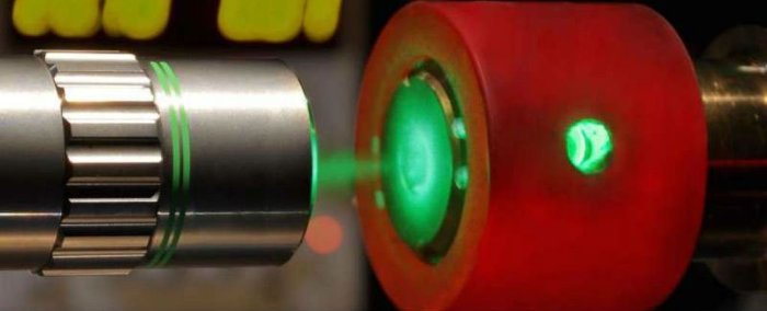 Các nhà khoa học bước đầu chế tạo được dạng kim loại của Hydro