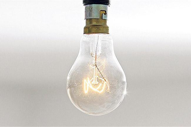 Có thể bạn không tin nhưng kẻ thay thế đèn LED lại là bóng đèn sợi đốt