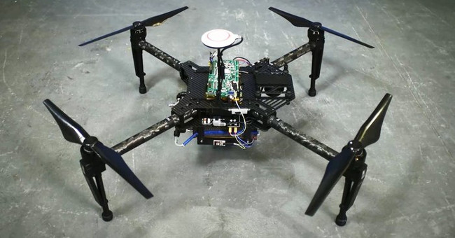Tế bào nhiên liệu cho phép drone bay trong nhiều giờ mà không cần sạc
