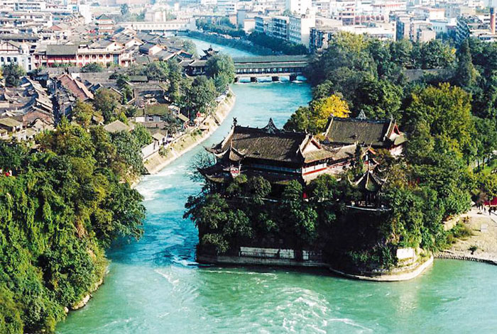 Núi Thanh Thành và công trình thủy lợi Đô Giang Yến