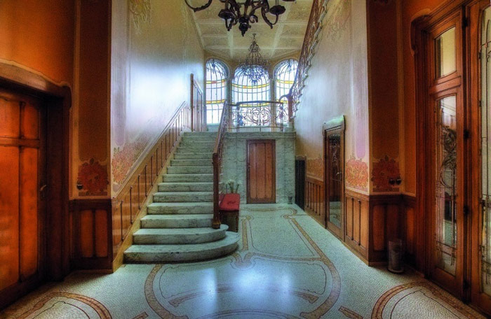 Các nhà ở do Victor Horta thiết kế ở Bruxelles