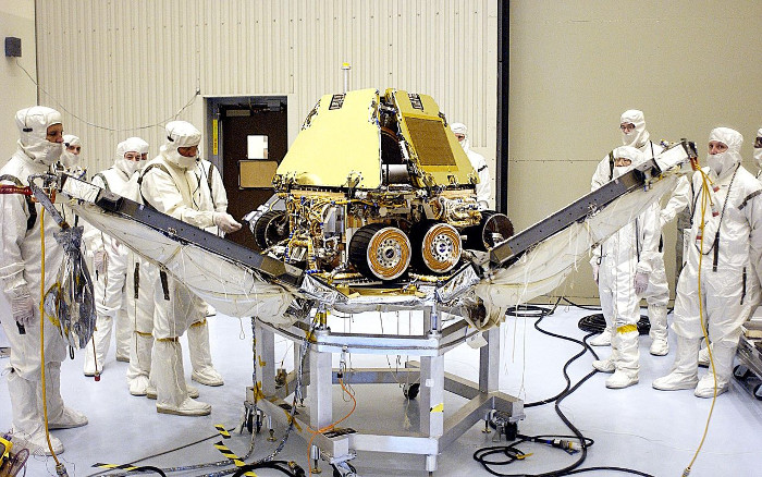 Opportunity: Robot tự hành miệt mài lăn bánh 12 năm trên Sao Hỏa