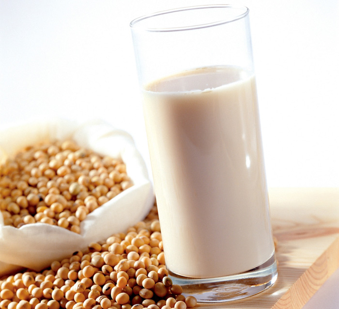 Tiêu thụ một cốc đậu tương mỗi ngày cung cấp 121% nhu cầu folate hàng ngày.