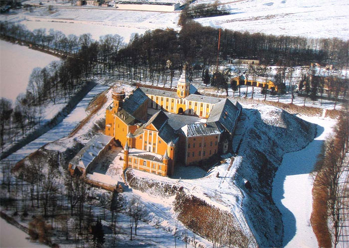 Lâu đài Nesvizh - Di sản văn hóa thế giới tại Belarus