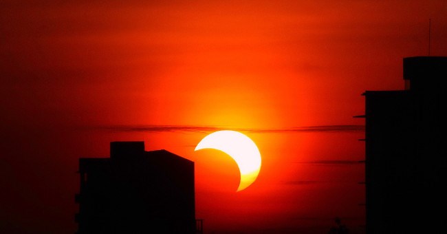 Xem nhật thực ở đâu là tốt nhất vào ngày 9/3 tại Việt Nam?