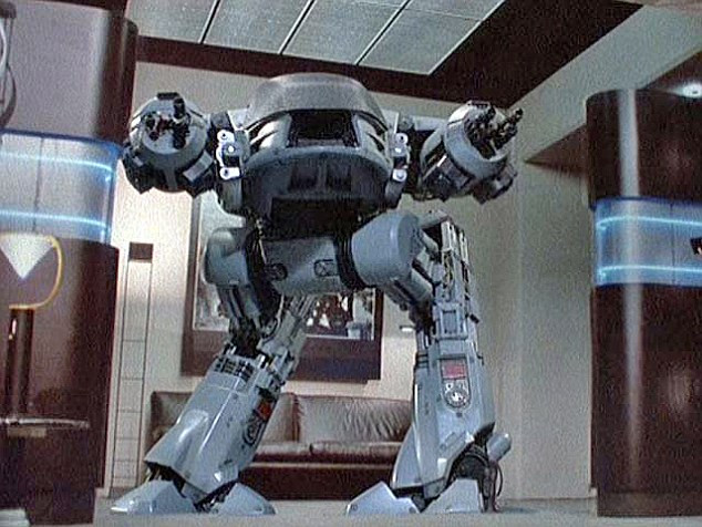 Robot vũ trang tự hành sẽ là 