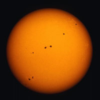 Ngày 9/3: Lần đầu tiên phát hiện vết đen Mặt Trời