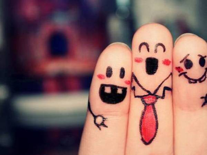 Ngón đeo nhẫn tiết lộ khả năng làm giàu của đàn ông