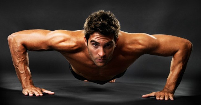 7 điều tuyệt vời này sẽ xảy ra khi bạn làm tư thế hít đất mỗi ngày