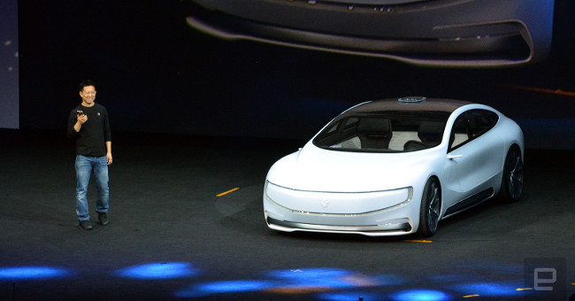 Chỉ 3 tuần sau bom tấn Tesla, Trung Quốc đã có câu trả lời: Xe điện tự lái hoàn toàn