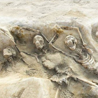 Hai ngôi mộ tập thể đã được khai quật tại Hy Lạp