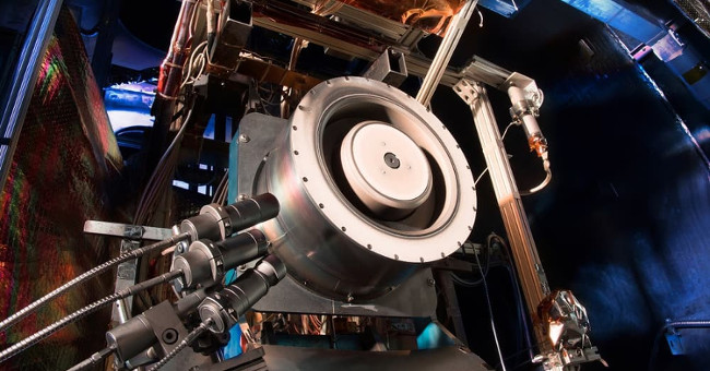 NASA phát triển động cơ năng lượng mặt trời đưa người lên sao Hỏa