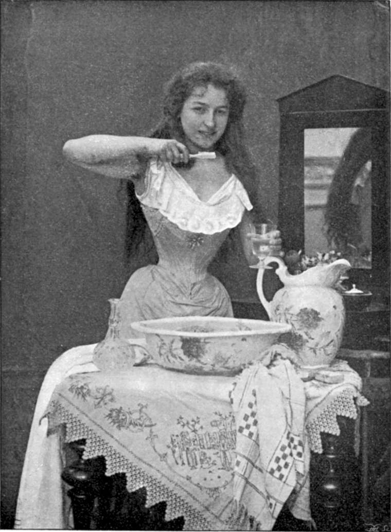 Bức ảnh năm 1899 chỉ cách sử dụng bàn chải.