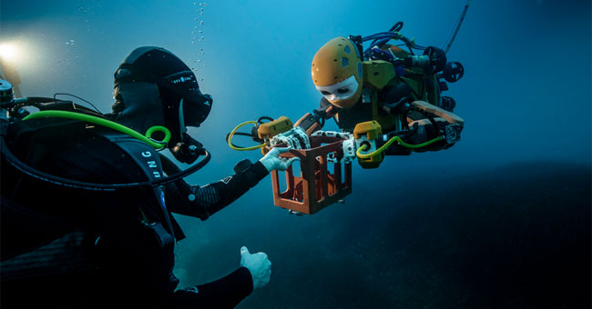 OceanOne - Robot thợ lặn hình người của các nhà nghiên cứu Đại học Stanford