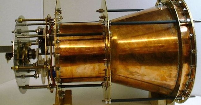 EmDrive: Động cơ không cần nhiên liệu, lên Mặt Trăng chỉ 4 giờ?