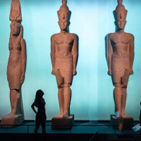 Lần đầu tiên kho báu cổ vật Ai Cập chìm dưới đáy biển được "phơi bày" trước công chúng