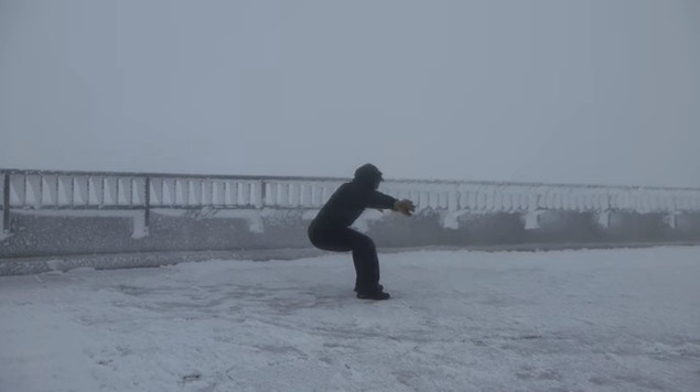 Đỉnh núi Washington cao 1.917m, những cơn gió có vận tốc dưới 113km/h được coi là gió mát.