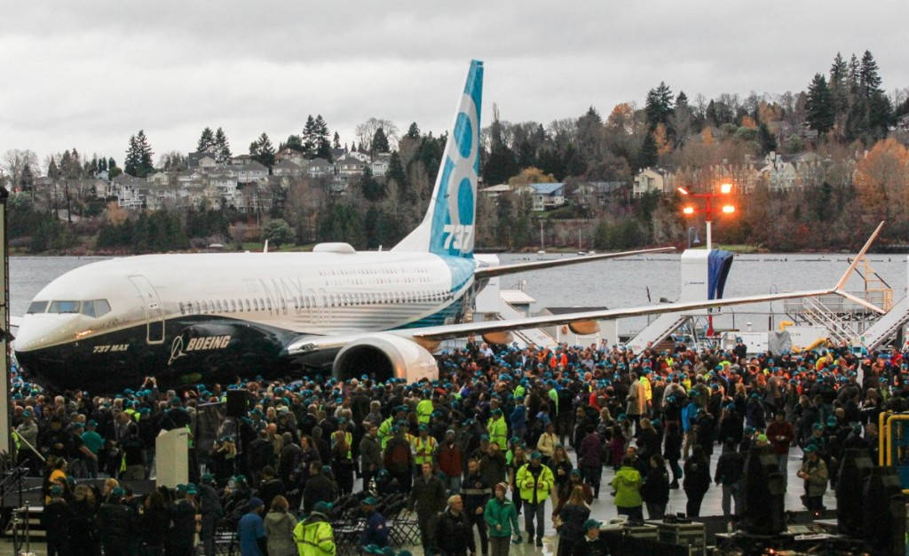 Khám phá bên trong máy bay Boeing 737 Max Việt Nam mới mua