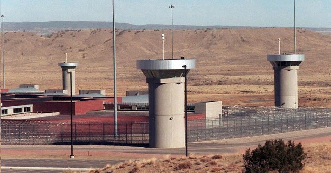 Đến thăm những địa điểm bí mật nhất hành tinh