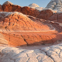Những vẻ đẹp kỳ lạ trên sa mạc nước Mỹ