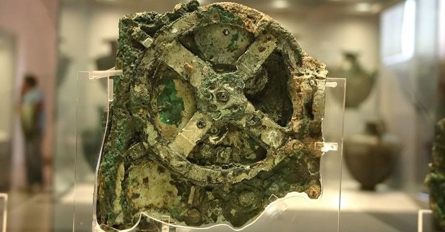 Các nhà khoa học đã giải mã được máy tính 2000 tuổi cổ nhất thế giới