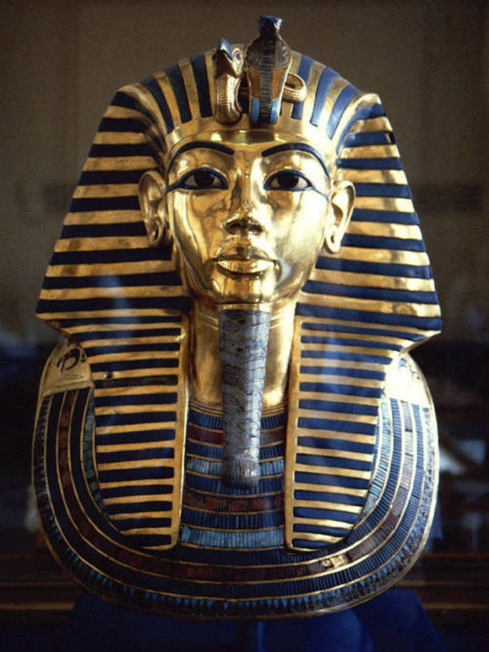 Mask of King Nebkheperura Tutankhamun.