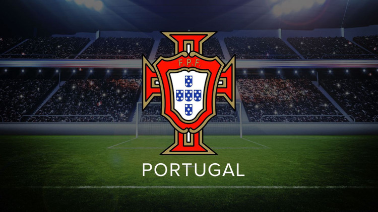 Logo chiếc khiên của đội tuyển Bồ Đào Nha là biểu tượng của sự mạnh mẽ và bất khả xâm phạm. Có mặt trên áo đấu và trên phong cách chơi bóng của đội, chiếc khiên đã trở thành một phần không thể thiếu trong văn hoá bóng đá của đất nước này.