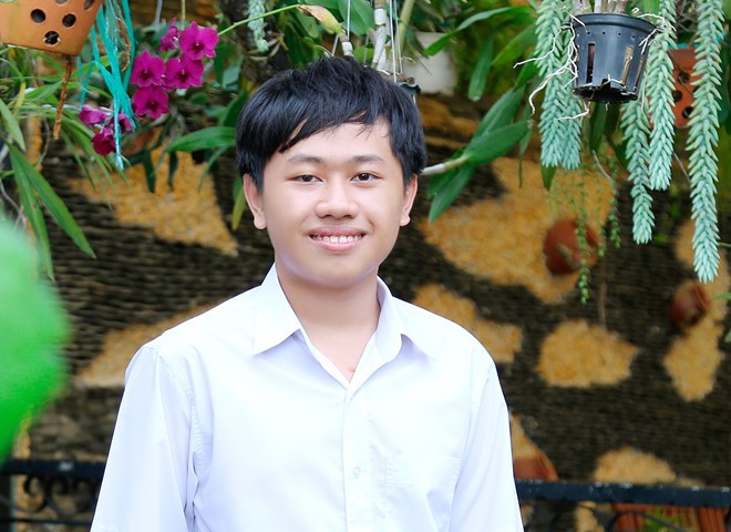 Nam sinh 15 tuổi tự làm trình duyệt web và trợ lý ảo ở Việt Nam