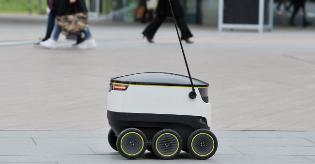 Robot biết giao đồ ăn tại 4 thành phố lớn trên thế giới