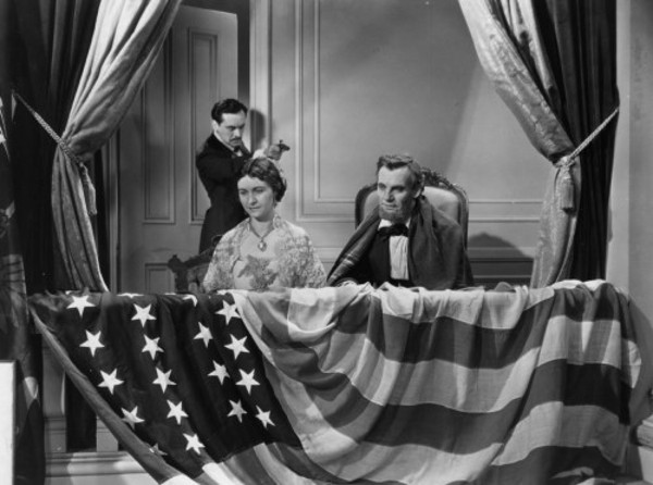 Tổng thống Abraham Lincoln và những bí mật cuộc đời chưa kể