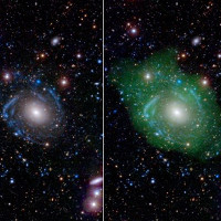 Phát hiện thiên hà quái dị UGC 1382 trong không gian