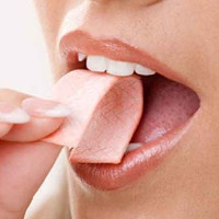 Những phản ứng bạn cần phải biết khi trót nuốt kẹo cao su vào bụng
