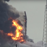 Tỷ phú SpaceX: "Tên lửa Falcon 9 không nổ tung"