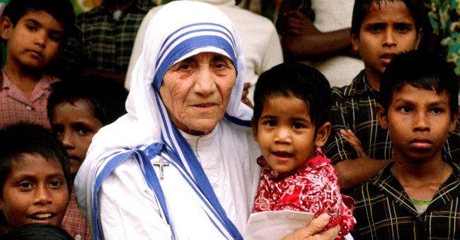 Làm thế nào để được phong Thánh như Mẹ Teresa?