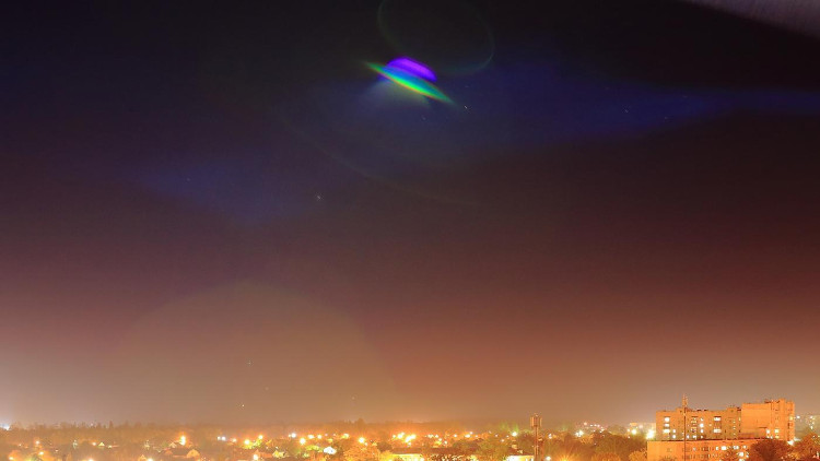 UFO này xuất hiện tại Pháp cách đây 2 năm trước nhưng giờ mới được công bố. 
