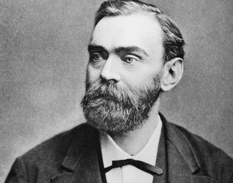 Nhà sáng chế, nhà hóa học, kỹ sư người Thụy Điển Alfred Nobel.