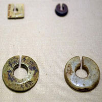 Tận mục trang sức của phụ nữ Việt 3.000 năm trước