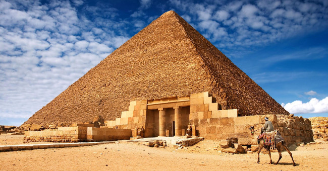 Tùy vào kim tự tháp, thứ tự sắp đặt các viên đá, họ sẽ tạo nên các cấu trúc bên trong khác nhau. 