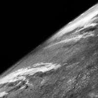 Bức ảnh đầu tiên chụp Trái đất từ tên lửa 70 năm trước