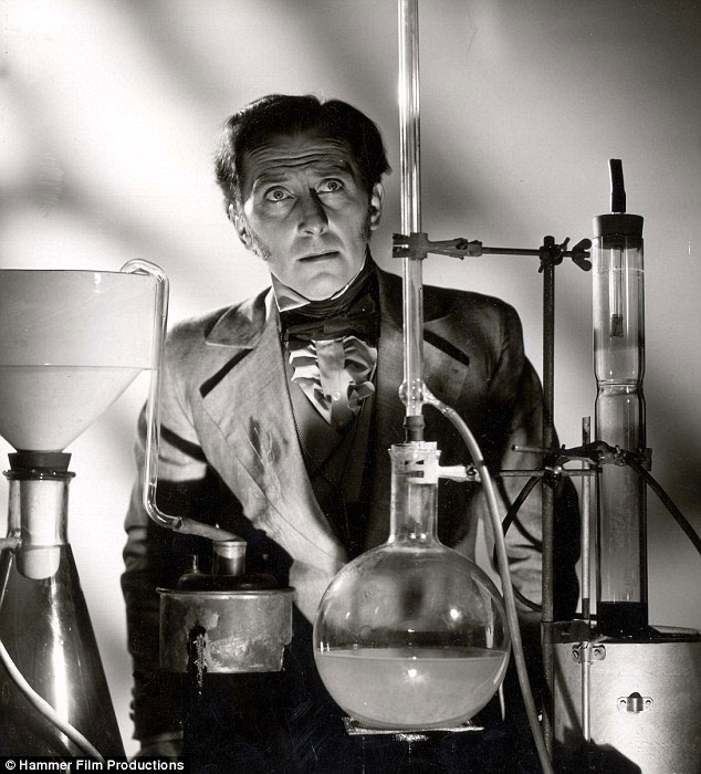 Loài người đã có thể bị diệt vong trong vòng 4000 năm nếu Frankenstein có vợ