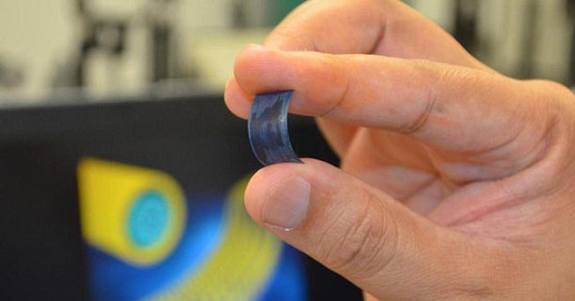 Tìm ra cách chế "siêu pin" sạc vài giây, dùng cả tuần