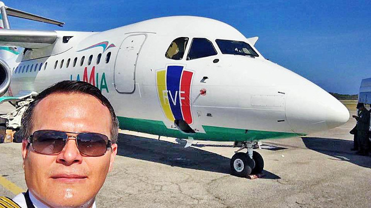 Phút tuyệt vọng của phi công chứng kiến máy bay chở đội bóng Brazil rơi