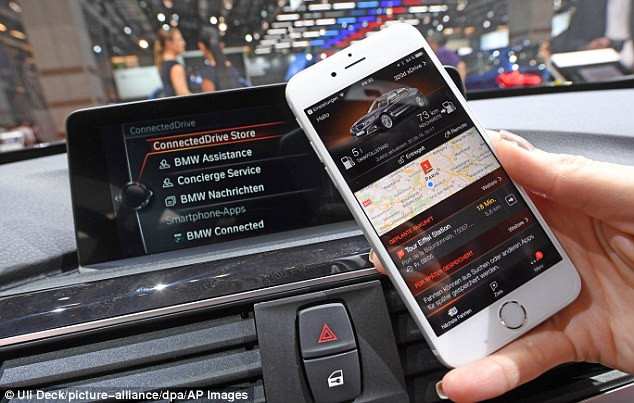 Sử dụng công nghệ khóa xe từ xa của BMW để nhốt trộm