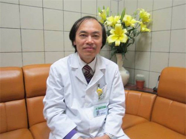Thói quen xấu của cha mẹ làm hại gan thận, gây nguy hiểm cho con