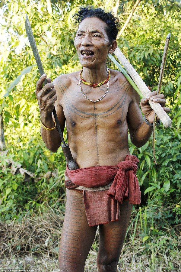 Kỳ dị cách mài răng 