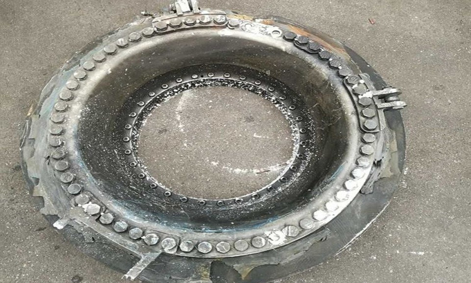 Vật thể lạ bốc cháy trên đỉnh núi Trung Quốc