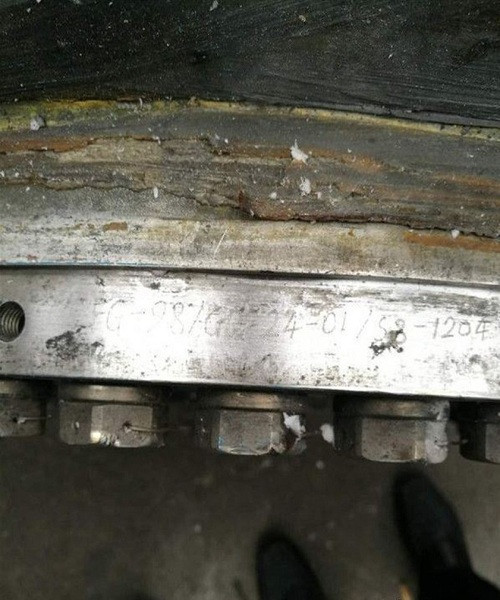 Vật thể lạ bốc cháy trên đỉnh núi Trung Quốc