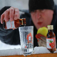Loại sữa tắm đoạt mạng 49 người Nga khi uống thay rượu